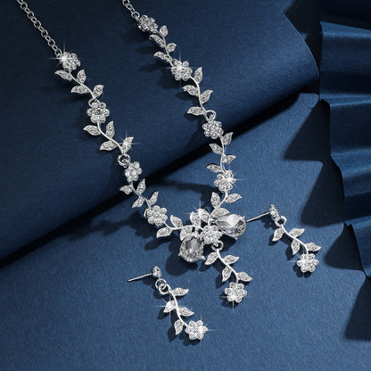 Elegant And Fashionable Full Diamond Jewelry Set 8915